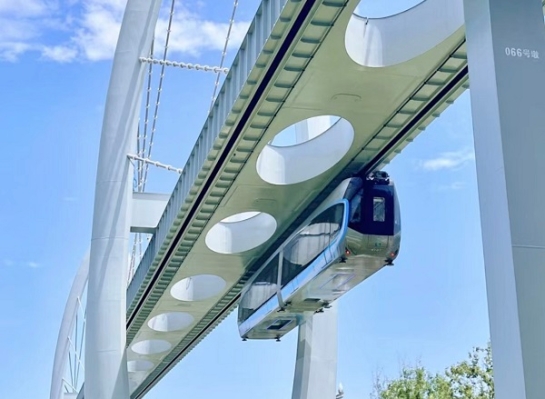 國內(nèi)首條空軌線路！采用方大軌道交通屏蔽門系統(tǒng)的武漢光谷觀光線正式開通運營